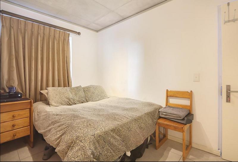 2 Bedroom Property for Sale in Milnerton Central Western Cape